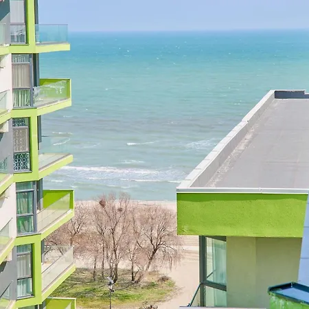 Sealand Apartment - Spa N Pools Beach Resort Mamaia Exterior photo